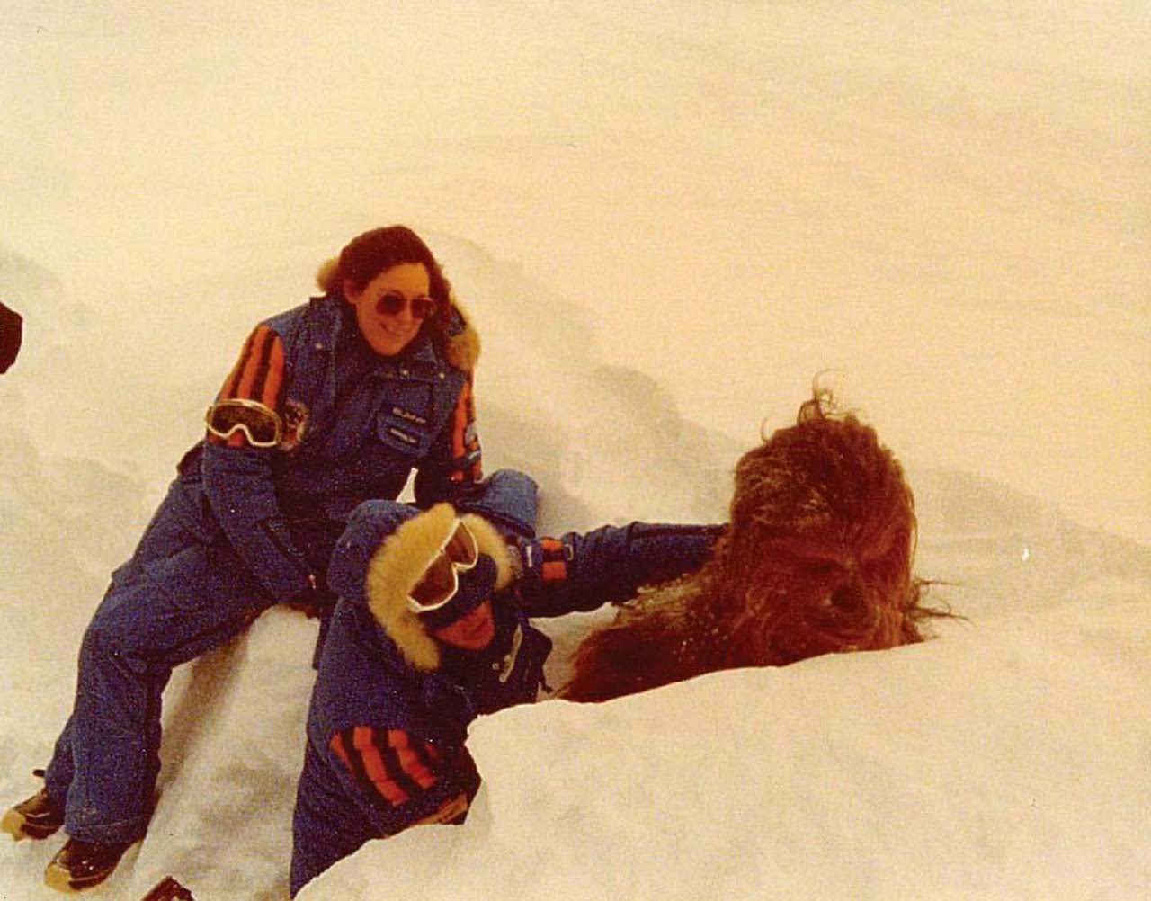 Making Of Star Wars: 50+ Rare Behind The Scene Pictures From The Making Of Epic Space Opera Film