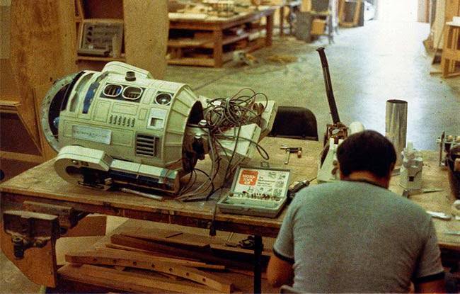 Making Of Star Wars: 50+ Rare Behind The Scene Pictures From The Making Of Epic Space Opera Film