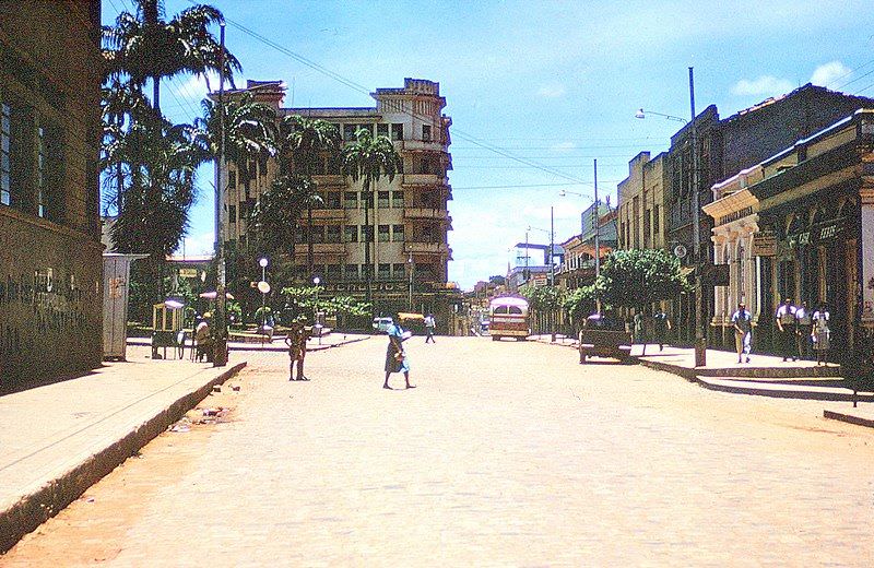 Cuiaba. Praça da Republica, Rua 13 de Julho