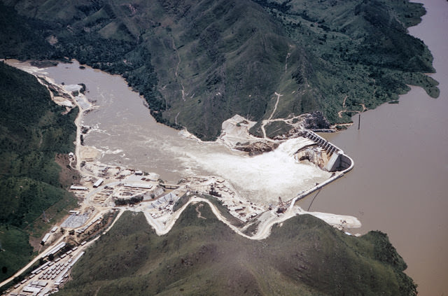 U.S.-built Dam, Peixoto on Rio Grande