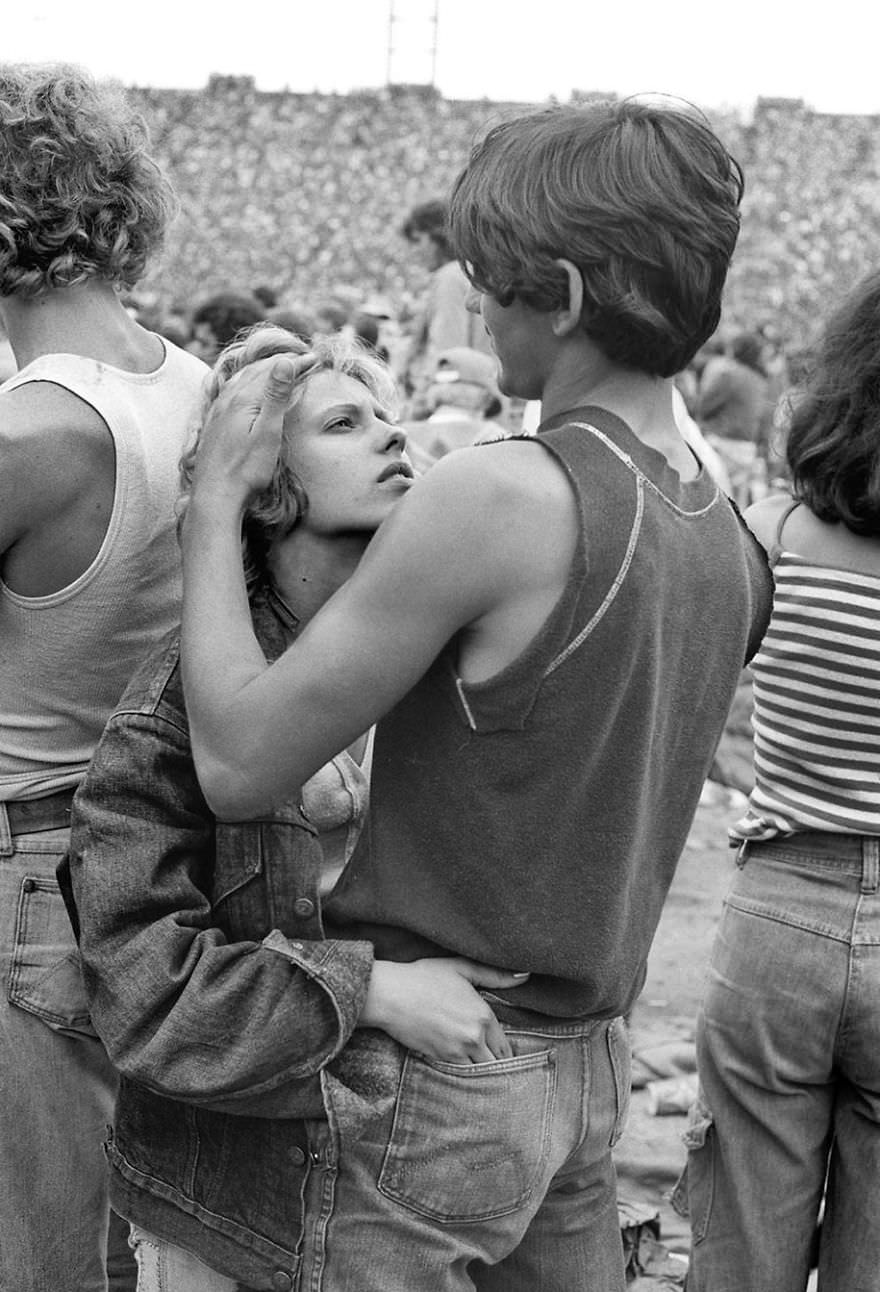 50+ Intimate Portraits That Capture 70s Youth Culture By Joseph Szabo