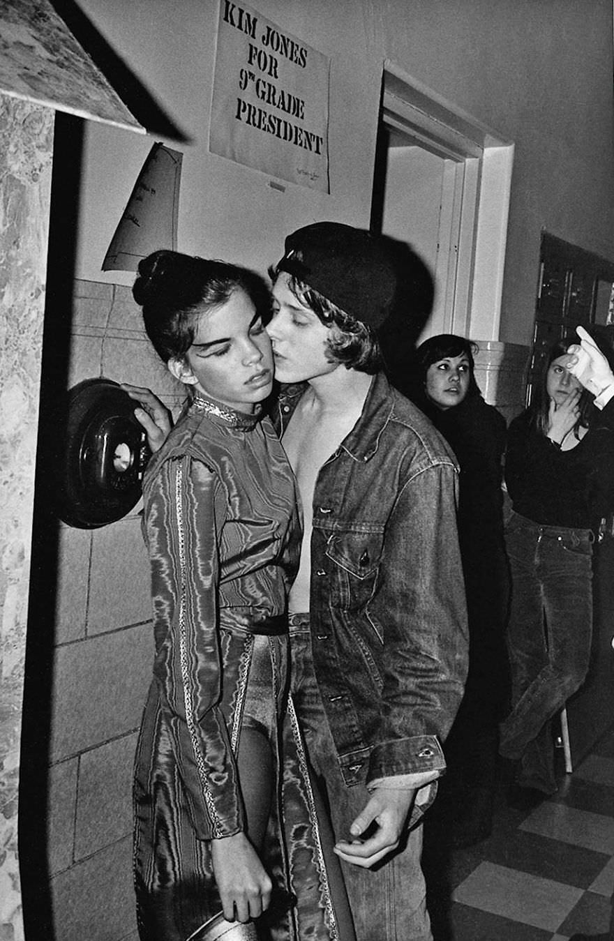 50+ Intimate Portraits That Capture 70s Youth Culture By Joseph Szabo