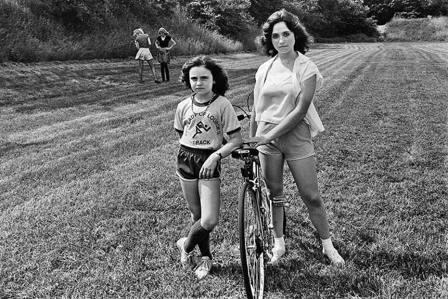 50+ Intimate Portraits That Capture 70s Youth Culture By Joseph Szabo