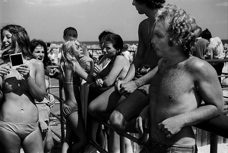 50+ Intimate Portraits That Capture 70s Youth Culture By Joseph Szabo