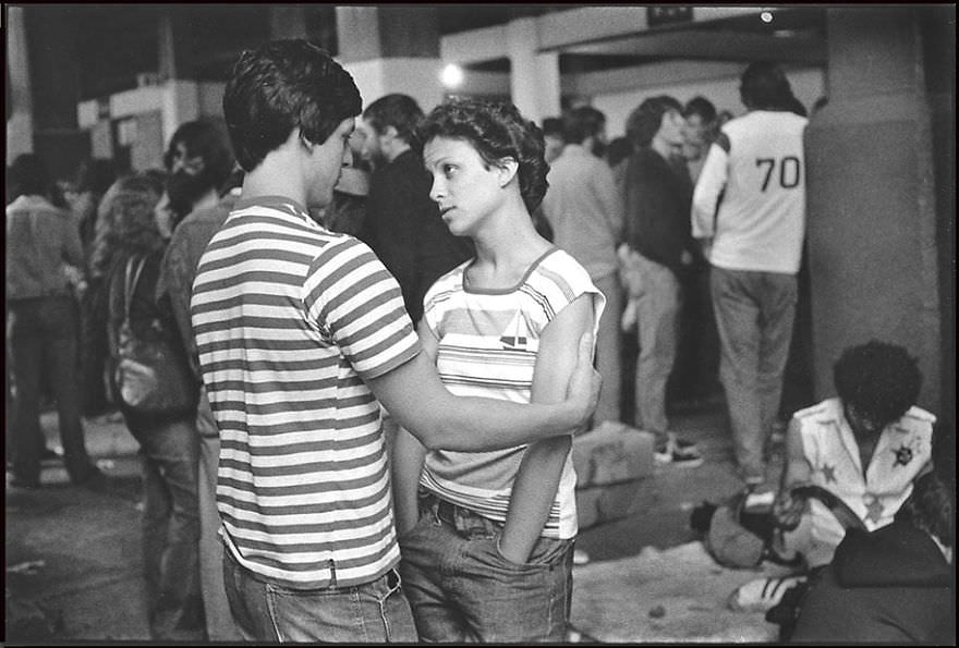 50+ Intimate Portraits That Capture 70s Youth Culture By Joseph Szabo