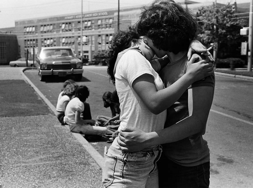 50+ Intimate Portraits That Capture 70s Youth Culture By Joseph Szabo