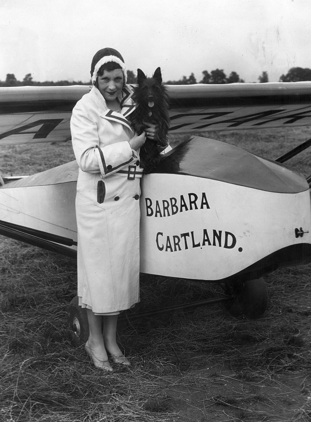 Barbara Cartland and her dog