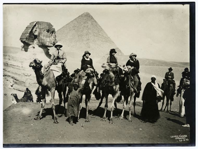 Tourists at the Great Sphinx of Giza