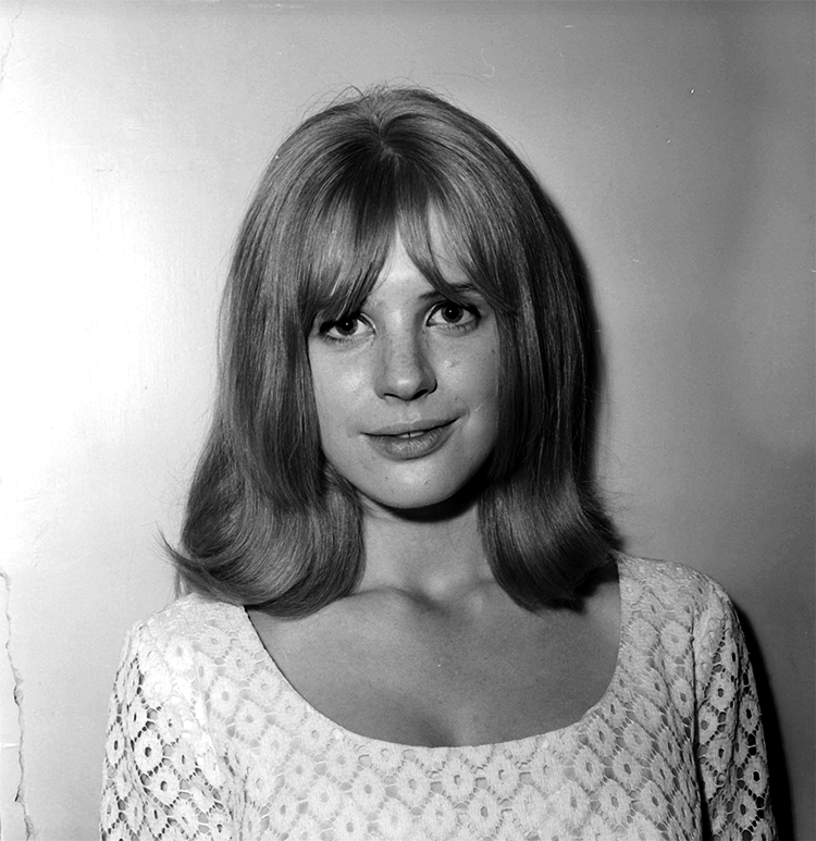 Marianne Faithfull, 1964. Photographed by David Magnus.