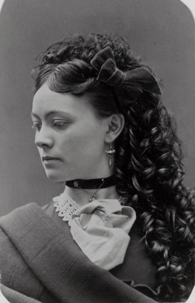 50+ Glamorous Portraits of Victorian Women That Defined Fashion Styles Of Victorian Era