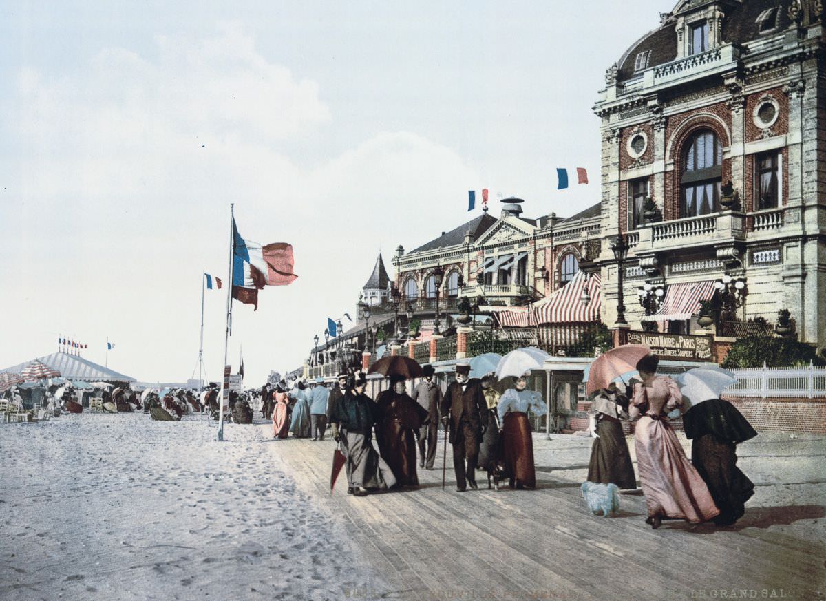 Promenade and Grand Salon, Trouville.
