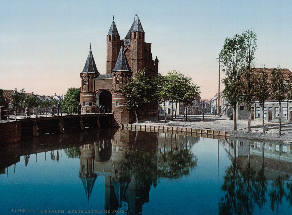 Amsterdam Gate, Haarlem.