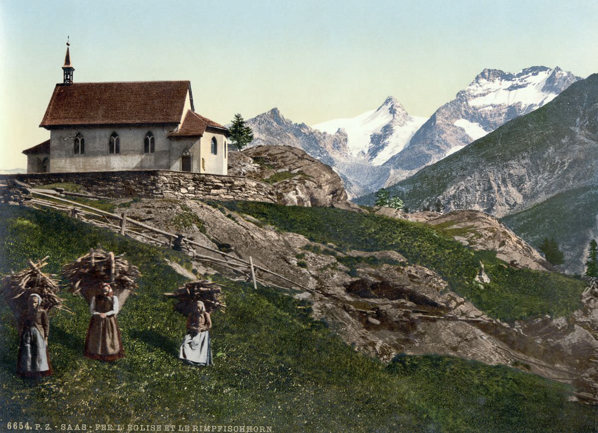 The village of Saas Fee and The Rimpfischhorn.