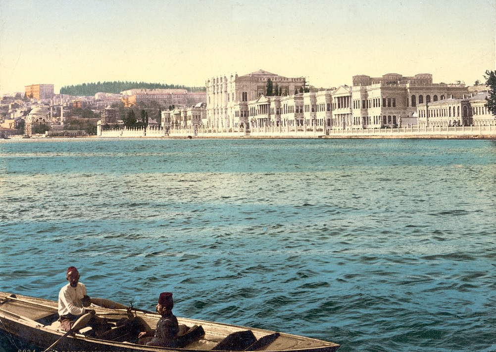 Dolmabahçe Palace, Constantinople, Turkey