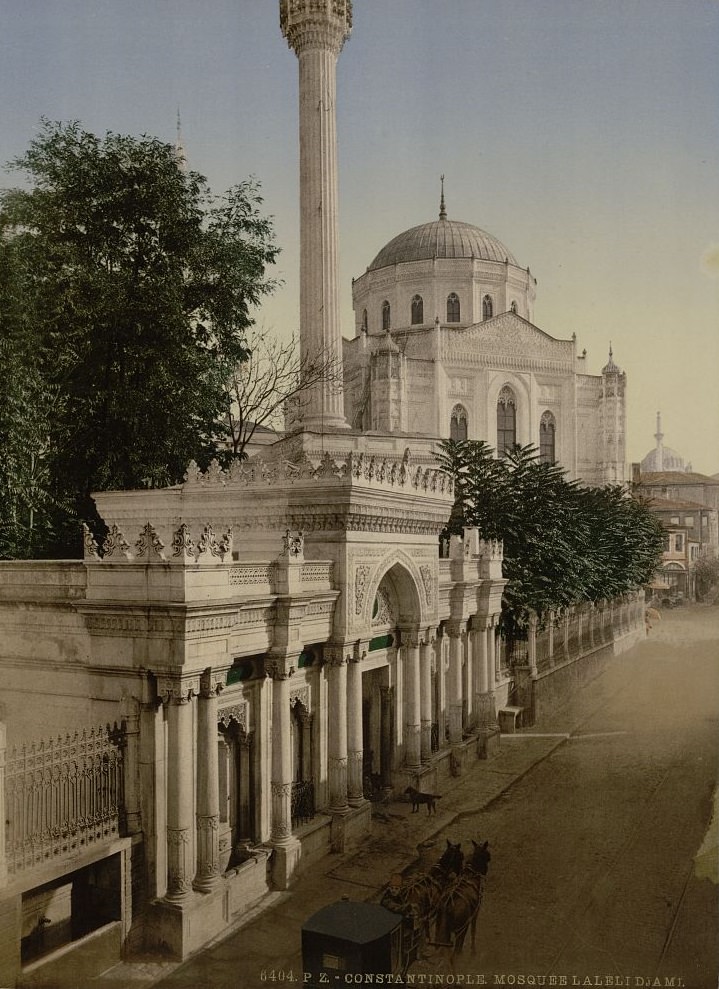 Pertevniyal Valide Sultan Camii, Aksaray, Constantinople, Turkey