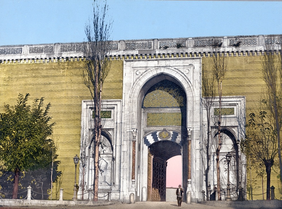 Imperial gate, Topkapi Palace, Constantinople, Turkey