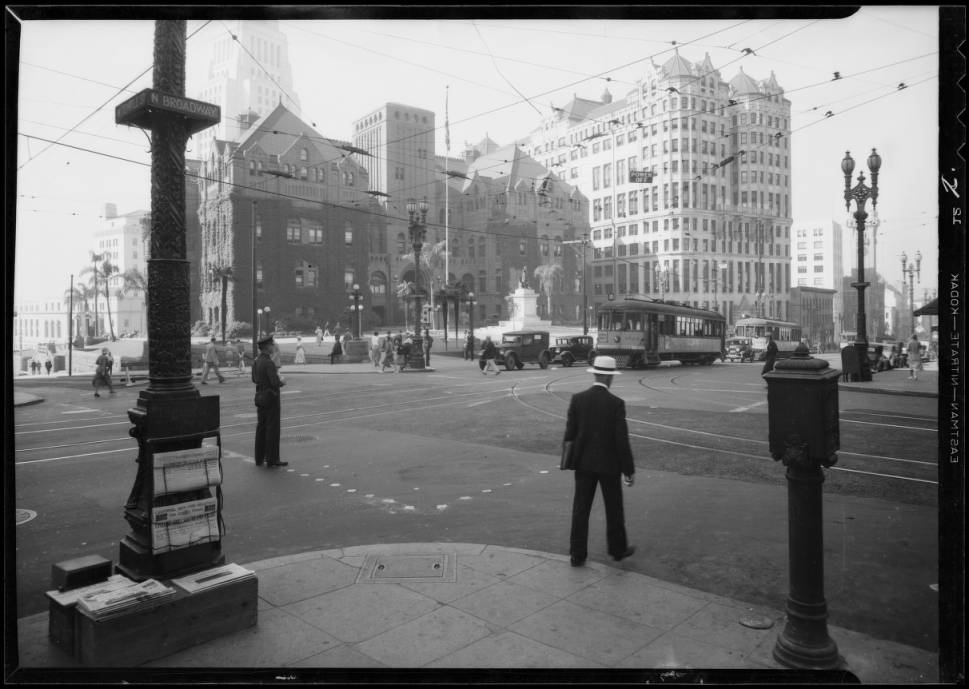 Intersection West Temple Street and North Broadway, Los Angeles, CA, 1932