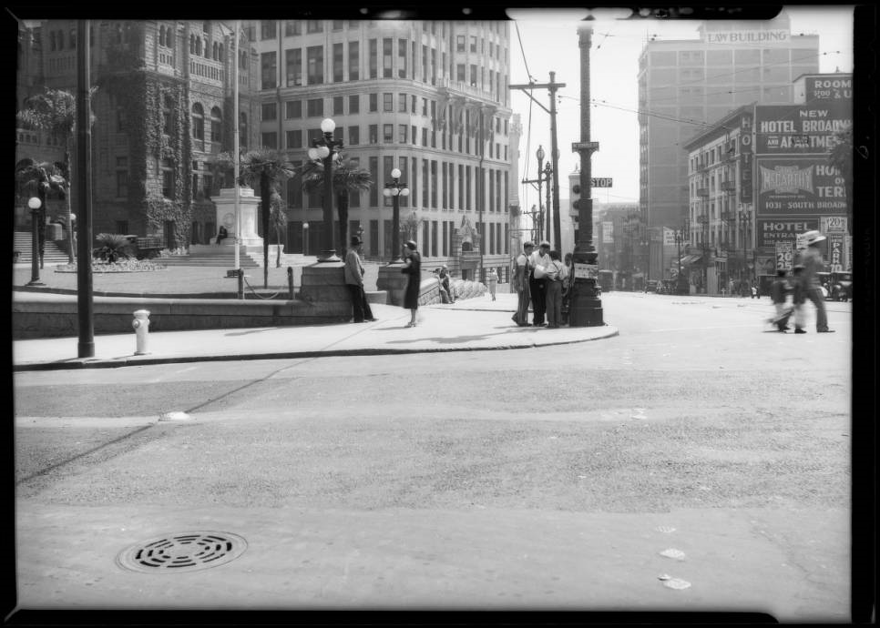 Intersection West Temple Street and North Broadway, Los Angeles, CA, 1932