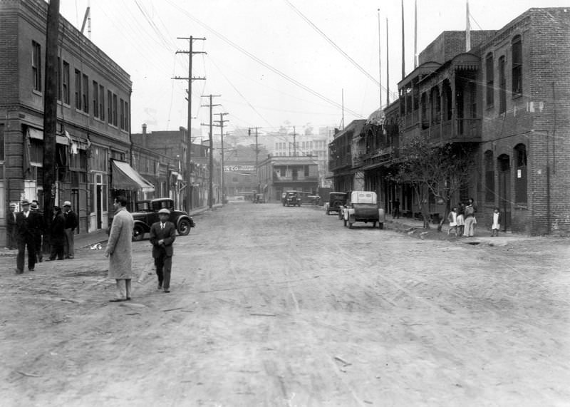 Looking west on Apablasa from Juan Street, 1933
