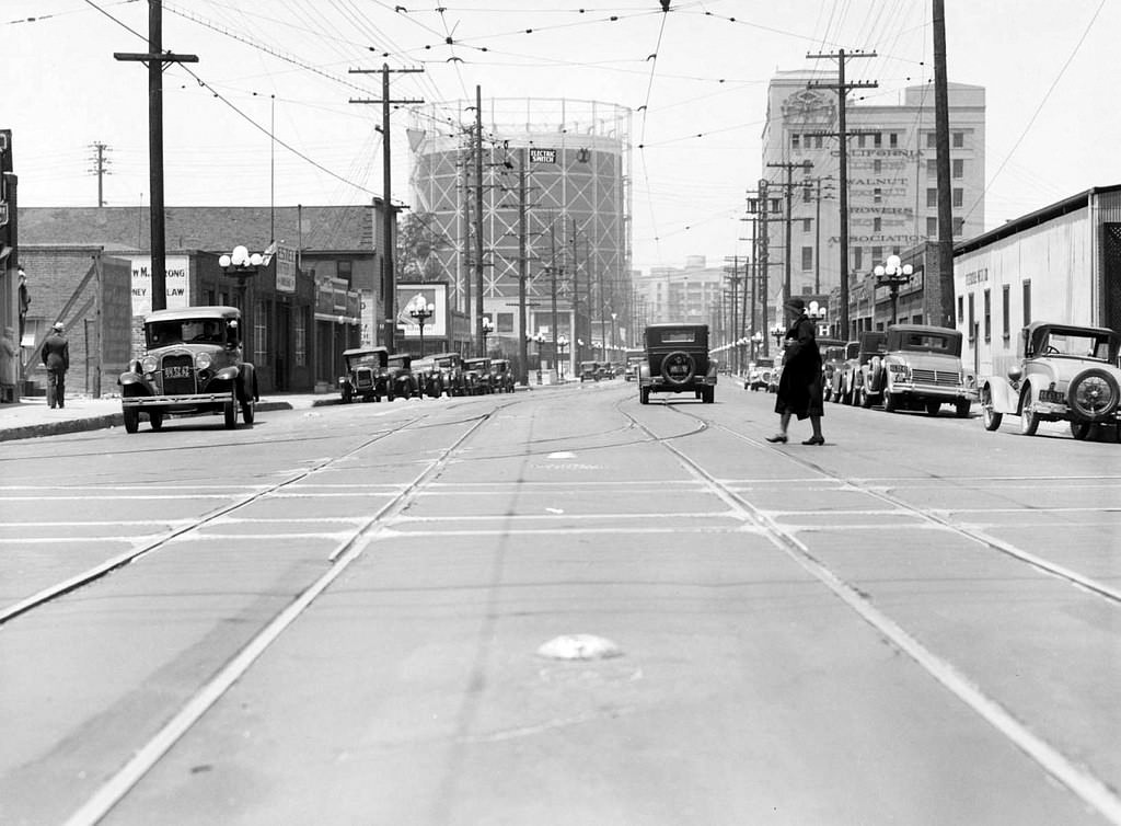 Looking west on east 7th at Mateo Street, 1933