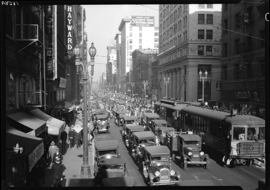 Traffic at Seventh and Spring, 1930