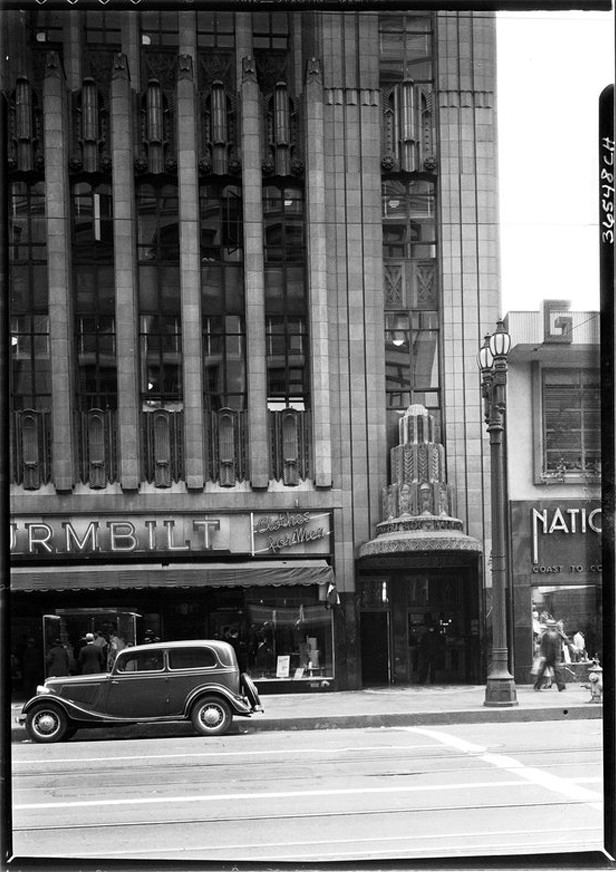 Bankers Building on Hill Street, 1935