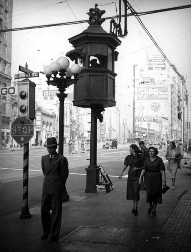 Main at 9th Street, 1937