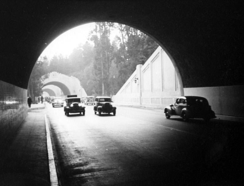 Walking between the Figueroa Street tunnels, 1937