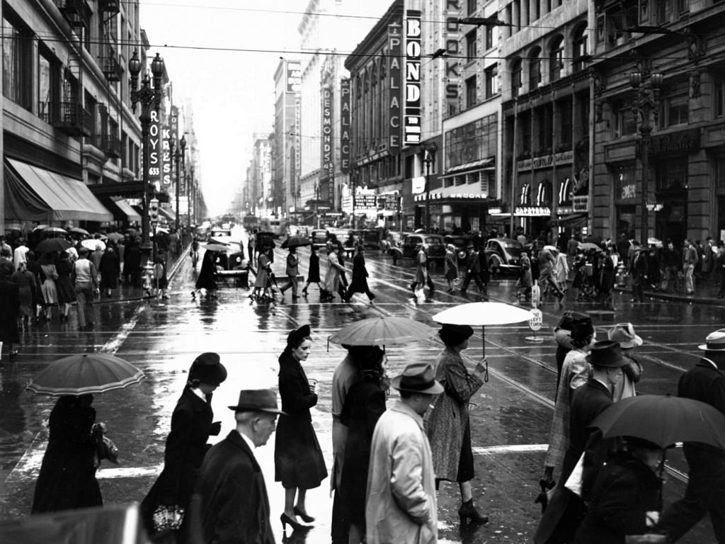 Rainy day on Broadway, 1939