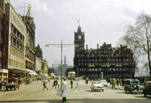 Princes Street looking east, Edinburgh, circa 1962