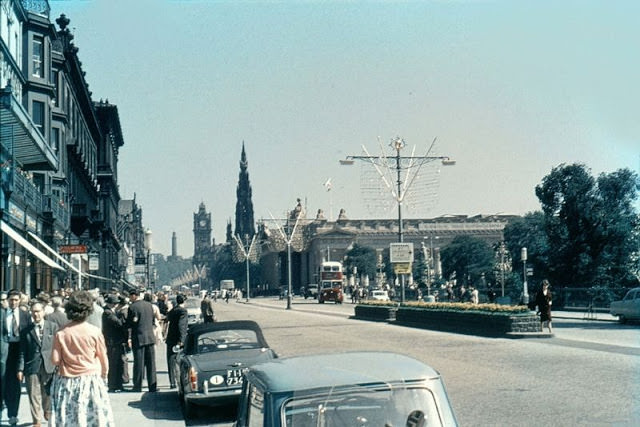 Princes Street looking east, Edinburgh, circa 1962