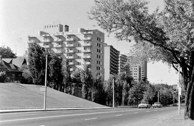 Brentwood Towers, Toronto