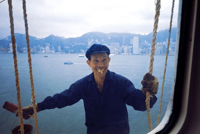 The ship painter with the golden teeth, 1978