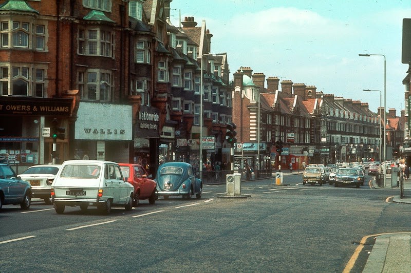 Golders Green Road