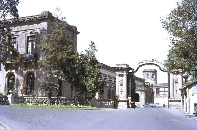 Mexico City. Gate to the palace and castle, Chapultepec