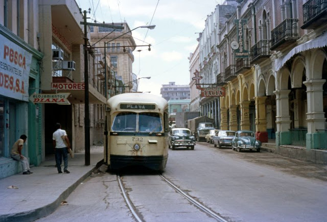 Tampico. Ex St. Louis PCC Tram Car No. 732. Tampico line to Playa closed 13 Dec. 1974