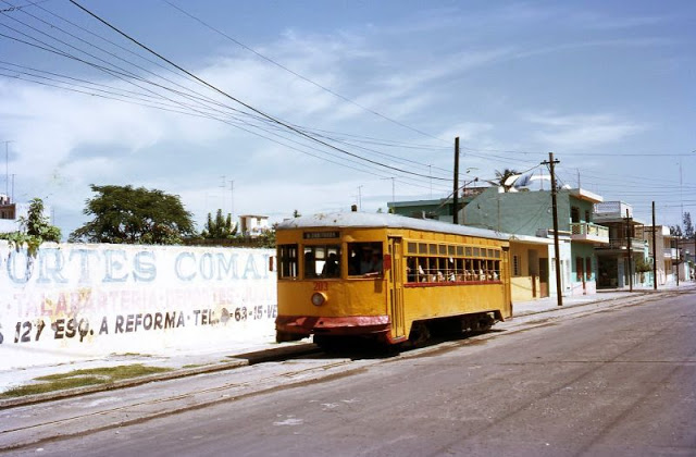 Vera Cruz. Bogie Car No. 203 in city street