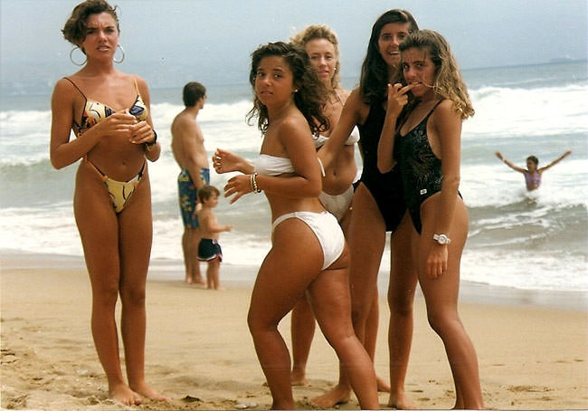 50+ Stunning Color Photos Show Life At Beaches Of Chile In The 1980s