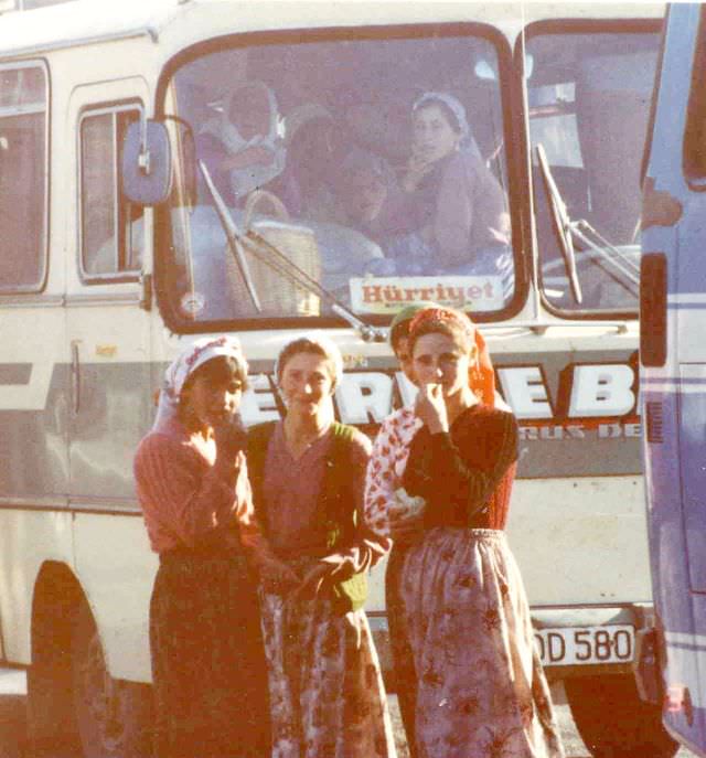 1980s Turkey: 50+ Pictures Depicting Everyday Life Of Turkish People In 1980s