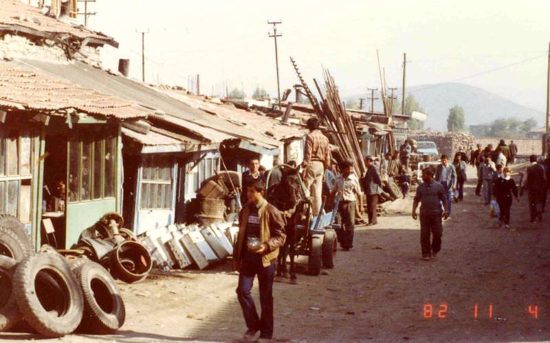 1980s Turkey: 50+ Pictures Depicting Everyday Life Of Turkish People In 1980s