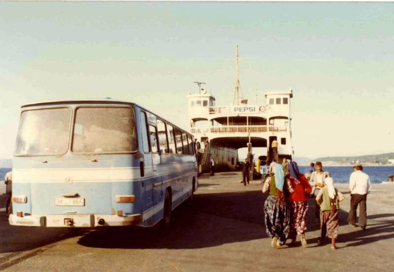 1980s Turkey: 50+ Pictures Depicting Everyday Life Of Turkish People In 1980s