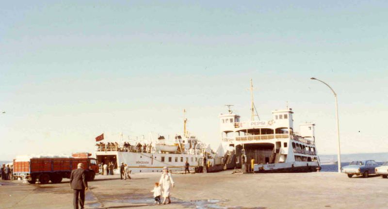 1980s Turkey: 50+ Pictures Depicting Everyday Life Of Turkish People In 1980s