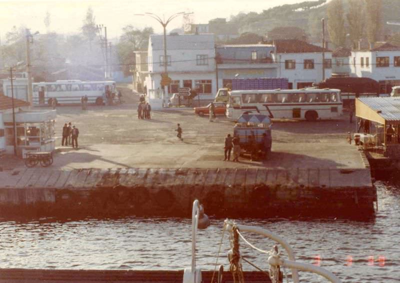 1980s Turkey: 50+ Pictures Depicting Everyday Life Of Turkish People In 1980s