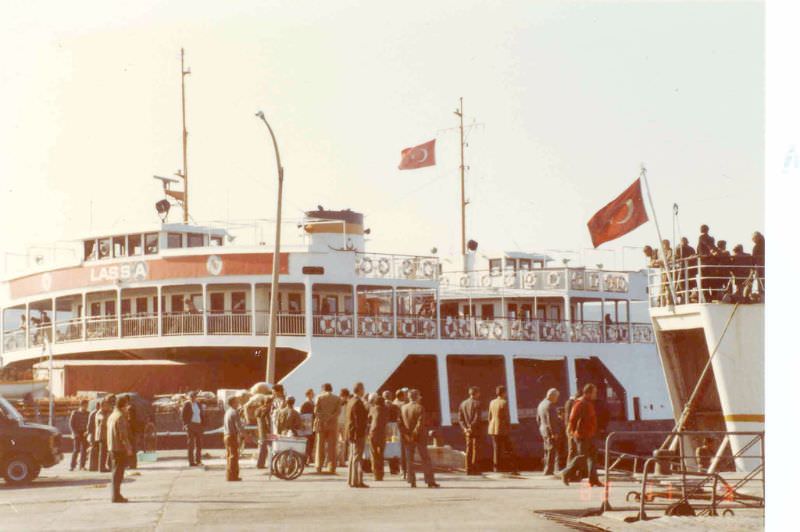 1980s Turkey: 50+ Pictures Depicting Everyday Life Of Turkish People In 1980s