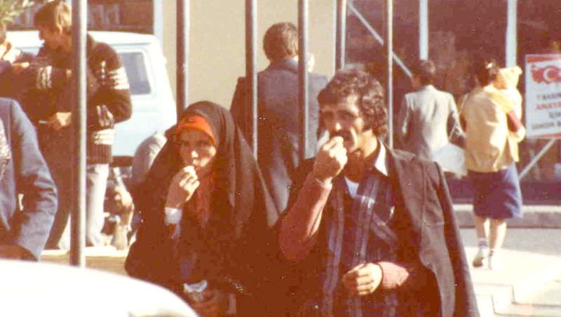 1980s Turkey: 50+ Pictures Depicting Everyday Life Of Turkish People In 1980s