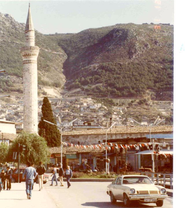 1980s Turkey: 50+ Pictures Depicting Everyday Life Of Turkish People In 1980s