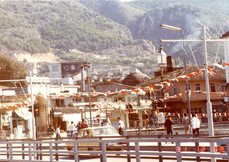 1980s Turkey: 50+ Pictures Depicting Everyday Life Of Turkish People In 1980s