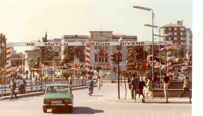 1980s Turkey: 50+ Pictures Depicting Everyday Life Of Turkish People In 1980s