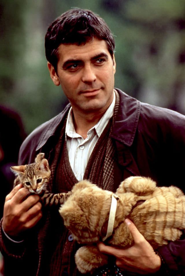 George Clooney with his cat