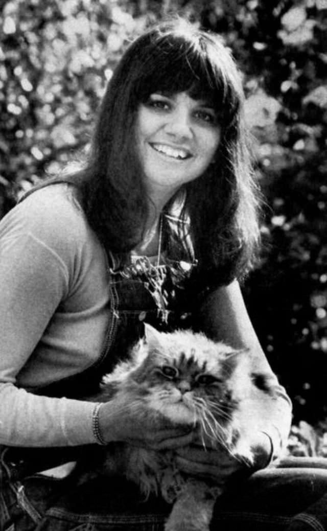 Linda Ronstadt with her cat